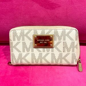 Michael Kors Logo Wallet/Card Case
